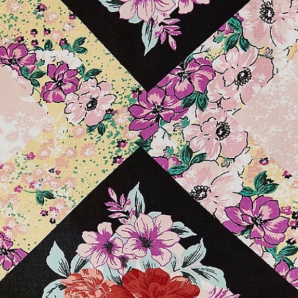 🆕 Multi Scarf Print Challis Tier Midi Dress 0 L 12 NWT Torrid New! - Picture 5 of 7